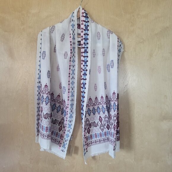 J. Jill Geometric Embroidered Scarf - Picture 4 of 11